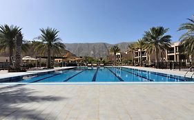 One Elegant 1Bhk Apartment In Muscat Bay 02