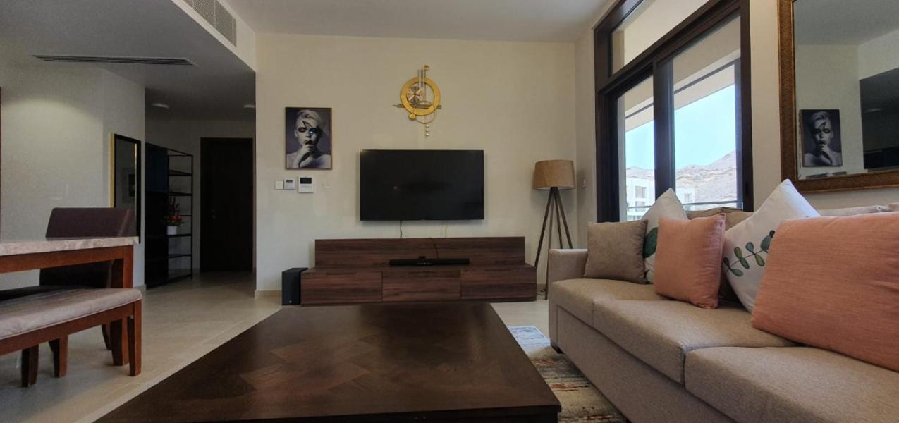One Elegant 1Bhk Apartment In Muscat Bay 02 Extérieur photo