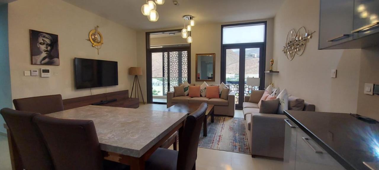 One Elegant 1Bhk Apartment In Muscat Bay 02 Extérieur photo